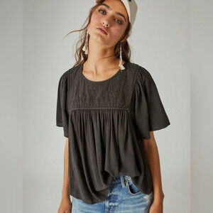 Lucky Brand Short Sleeve Embroidered Top size XS